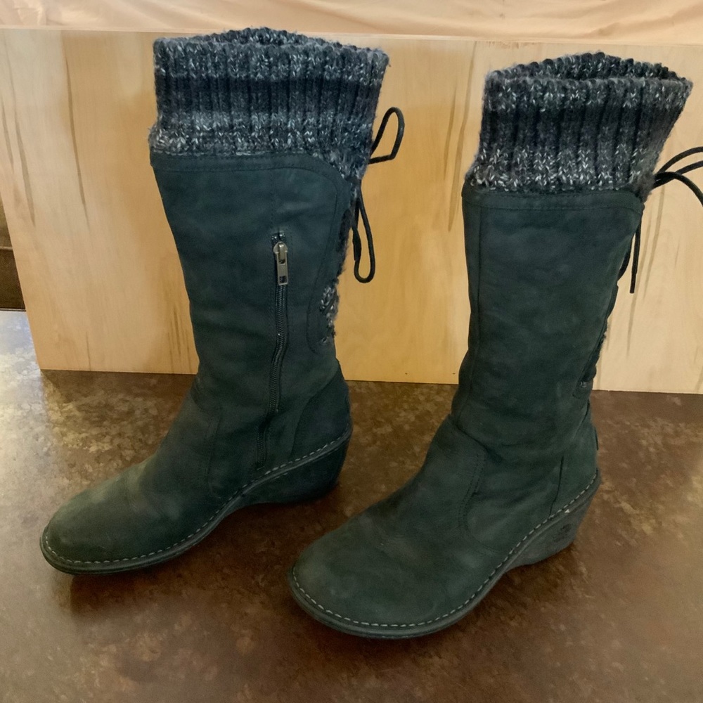 UGG Australia Skylair boots